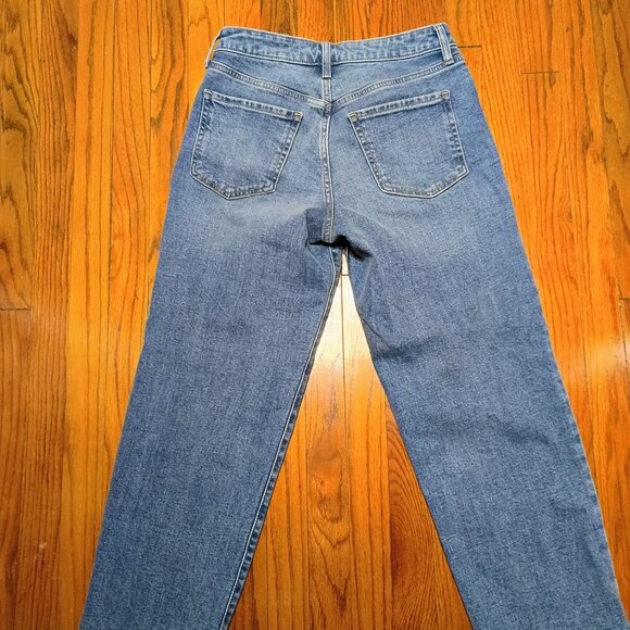 NWOT Old Navy Medium Wash OG Loose Denim Size 6 - Picture 3 of 3
